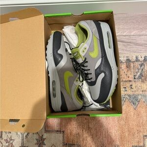 Nike Air Max 1 x HUF